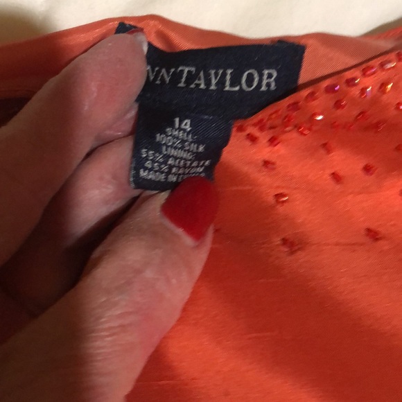 Elegant Ann Taylor 2 piece pant set. - Picture 3 of 7